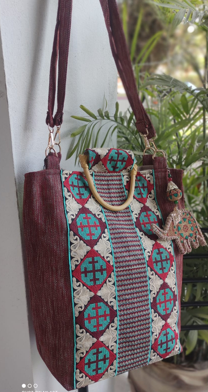 Artisanal Maroon Khaddar Tote Bag with Traditional Embroidery & Wooden Handles